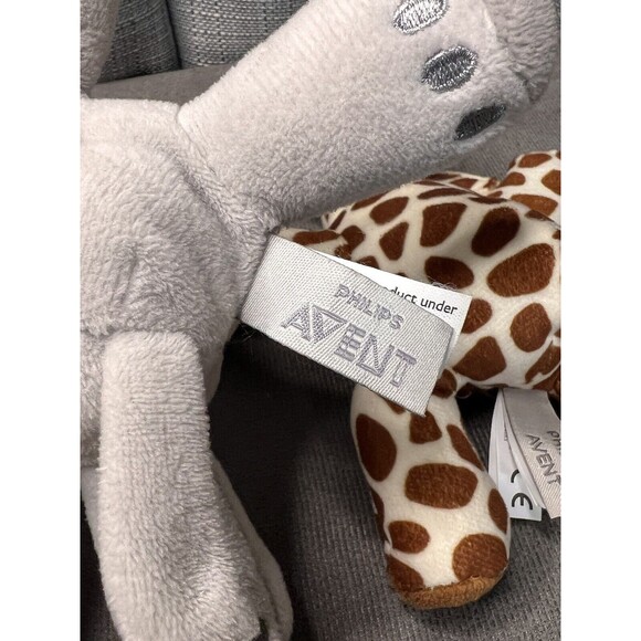 Philips AVENT Snuggle Pacifier Holder Elephant Giraffe Lovey Plush Stuffed Lot - Picture 9 of 14